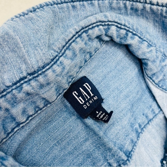 GAP Tencel Chambray Button Down Shirt - Picture 3 of 8